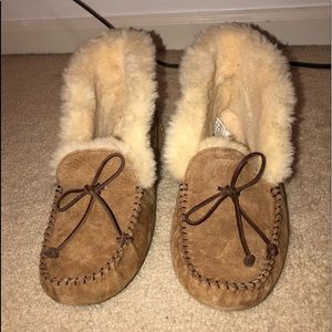 Ugg Alena slippers